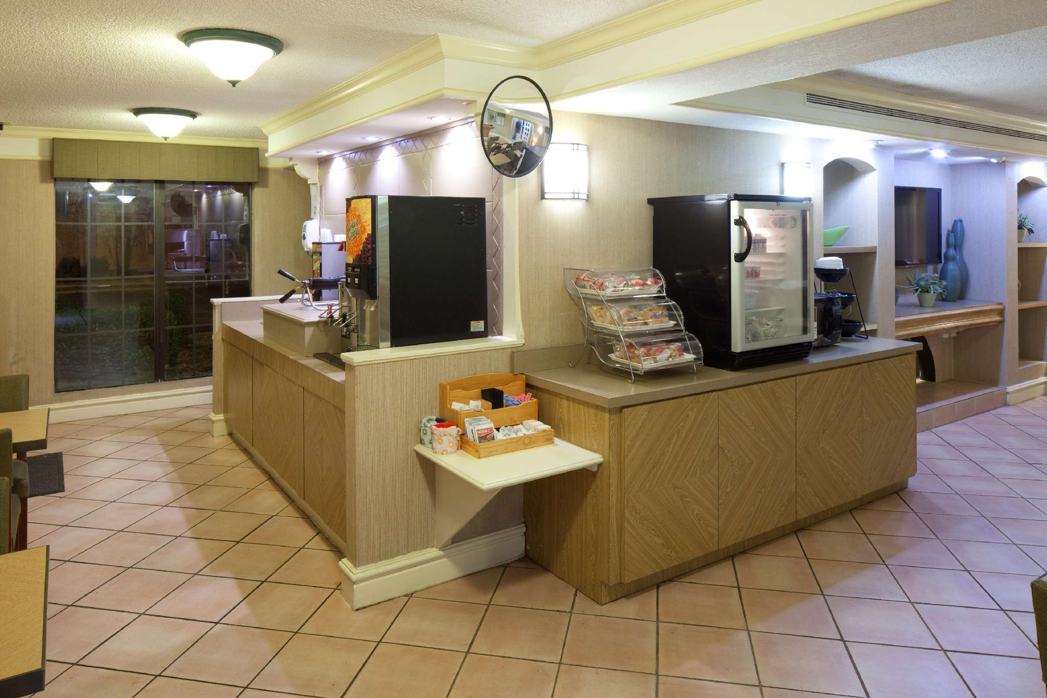 La Quinta Inn By Wyndham Huntsville Research Park Exteriér fotografie